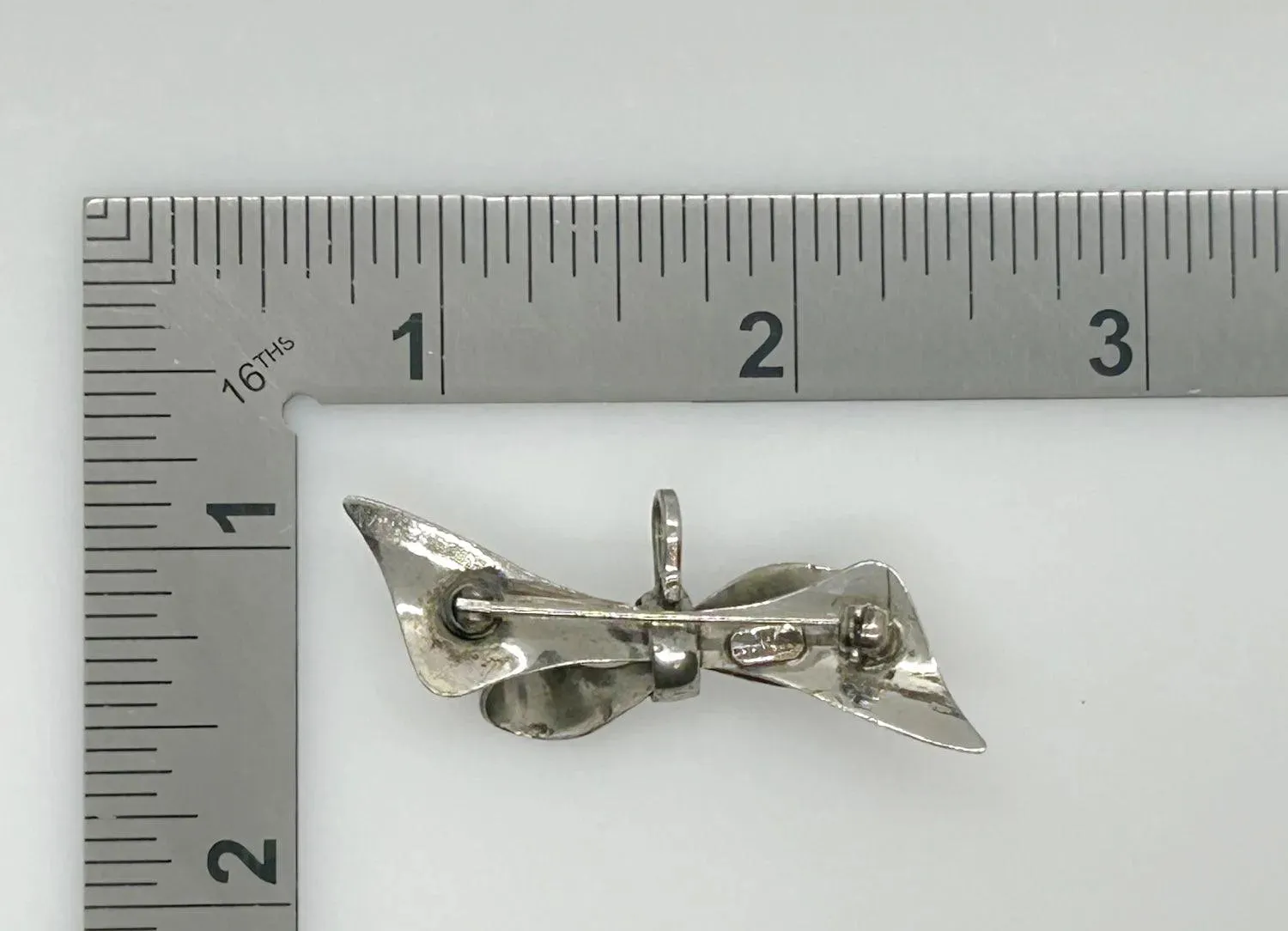 Dainty MK Sterling Silver Bow Brooch/Pendant