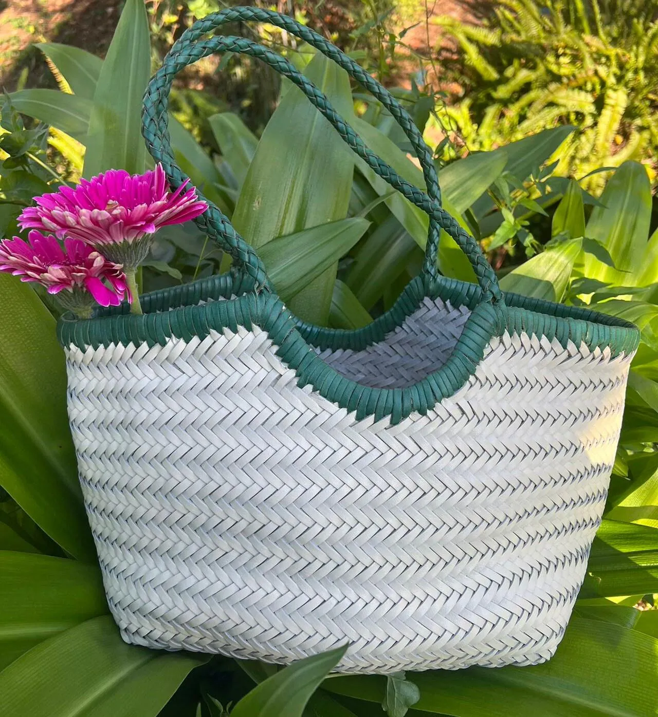 Green Beige Handcrafted Woven Leather Tote Bag, Full Grain Leather Hand Woven Triple Jump Bamboo Ladies HoBo Bag, Curve Summer Holiday Bag