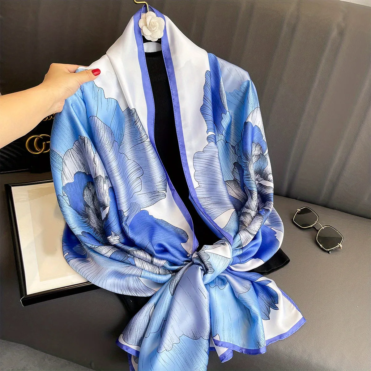 Luxurious Classic Print Satin Scarf - Imitation Silk Feel Shawl for Elegant Style - Versatile Head Wrap, Windproof Beach & Travel Companion