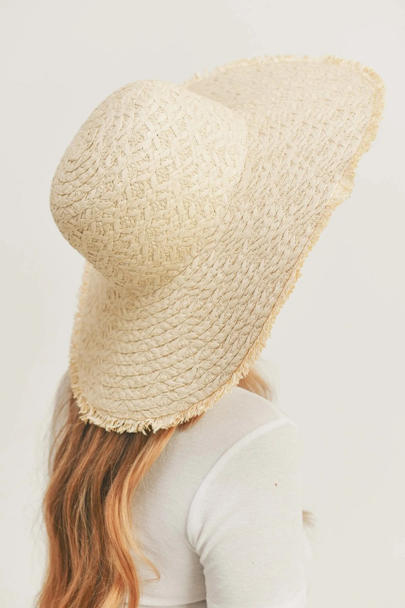 MH0095 Floppy Straw Sun Hat with Frayed Edges