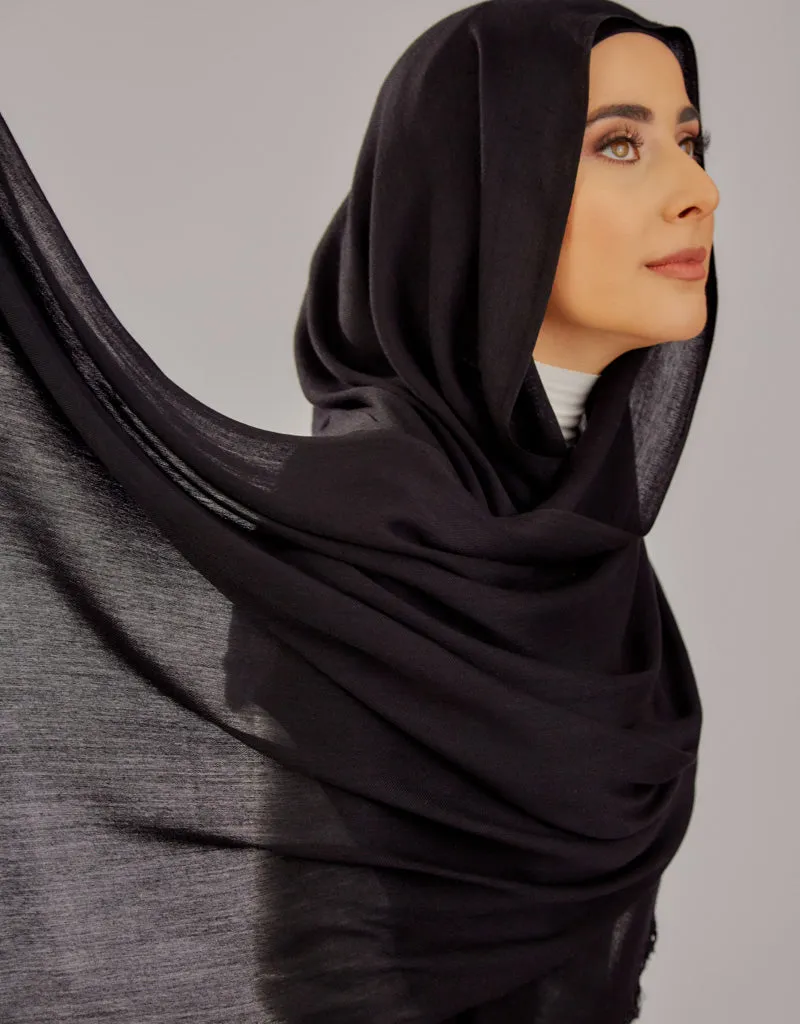 Modelle Twisted Scarves - Shades of Black